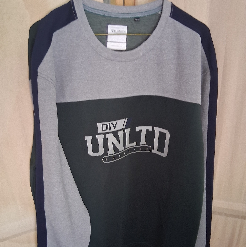 Men's Long Sleeve Tee - Gray and Black